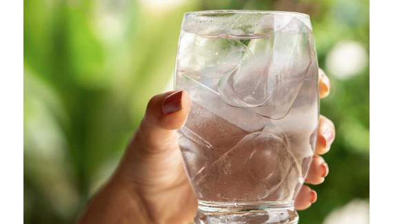 Portable Bluetooth Speaker with Light up Logo